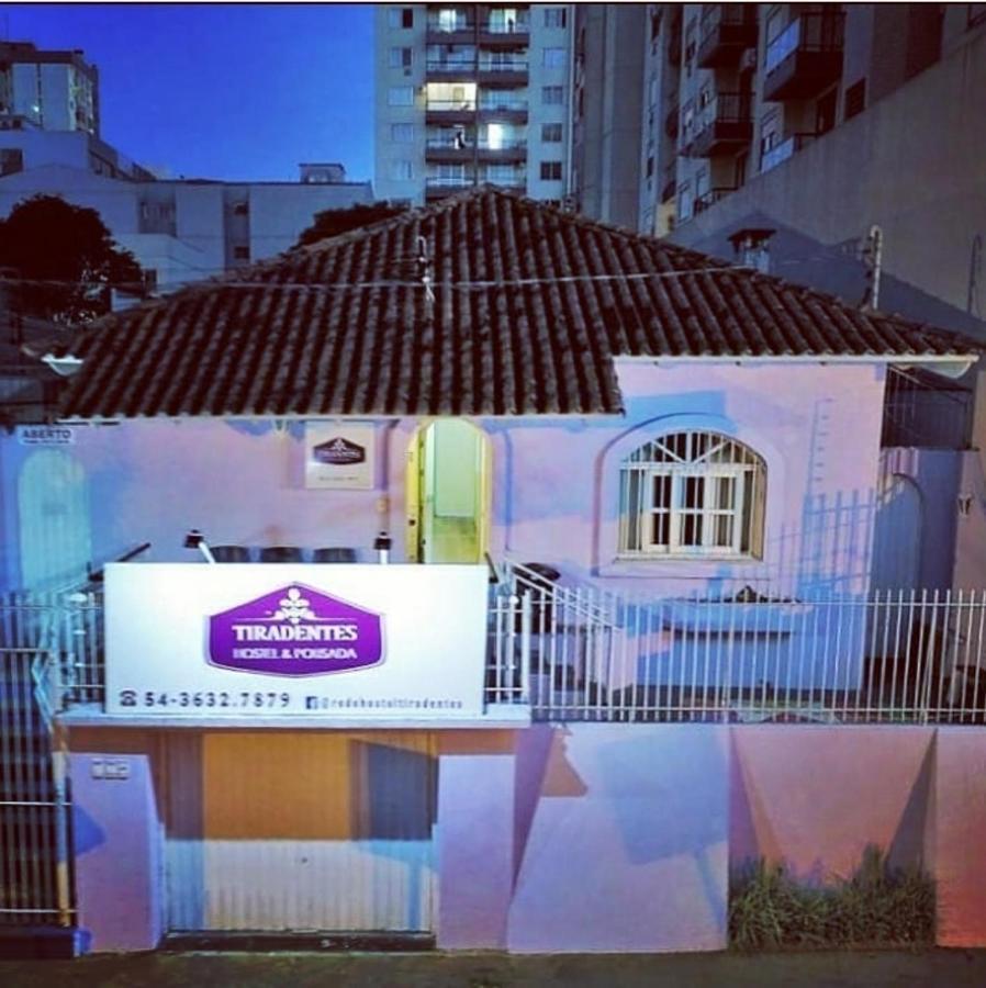 Hostel E Pousada Tiradentes 774 ปาสโซฟุนโด ภายนอก รูปภาพ